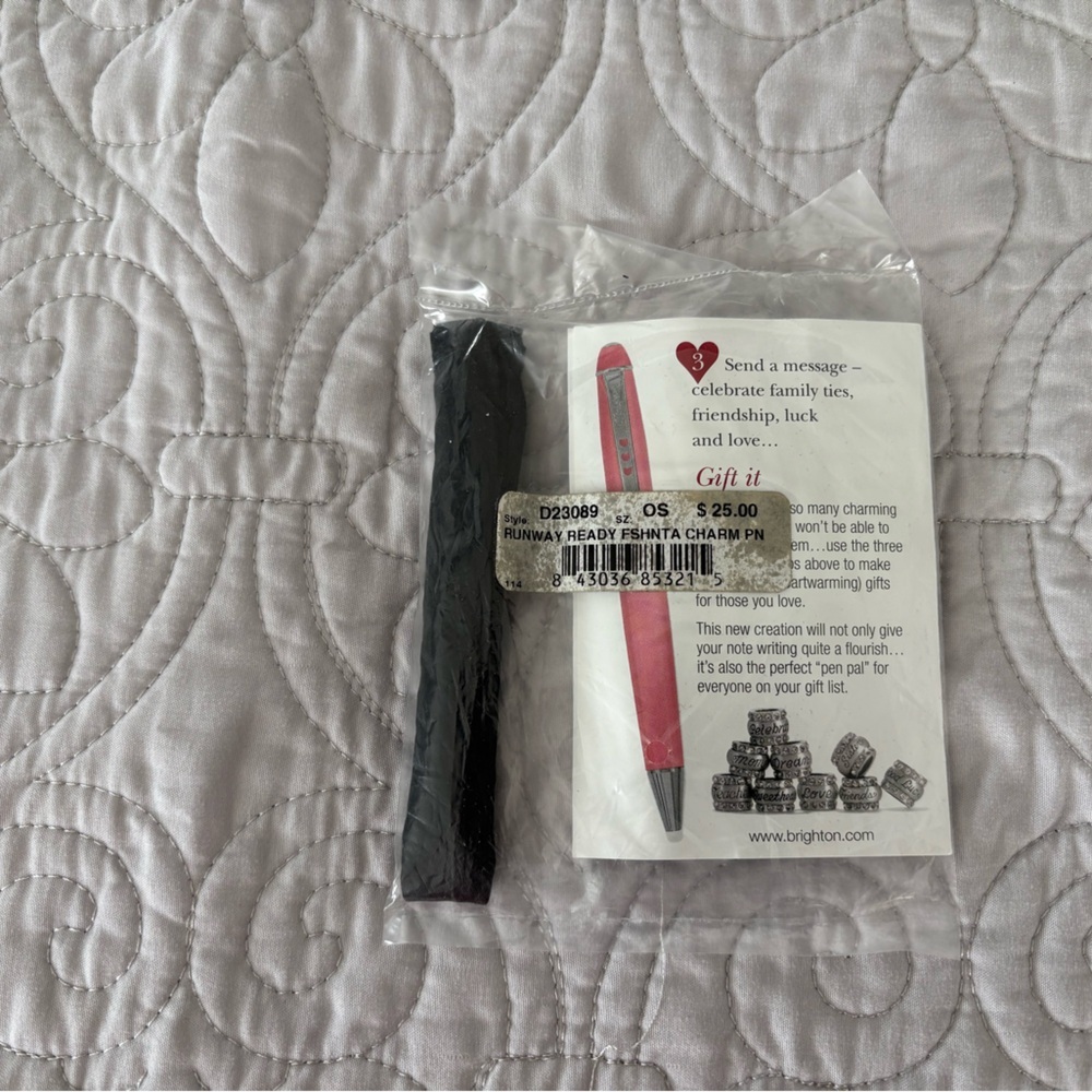 Brighton Limited Edition 2014 Runway Ready Fashionista Charm Pen - Picture 2 of 2